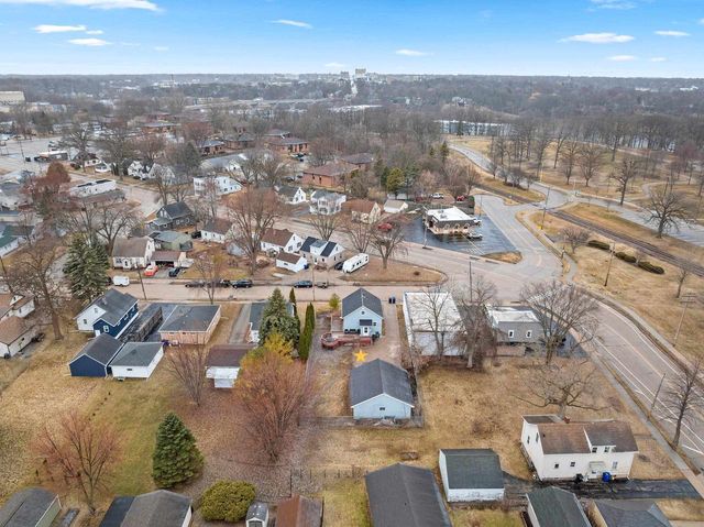 120 S TELULAH AVENUE, Appleton, WI 54915