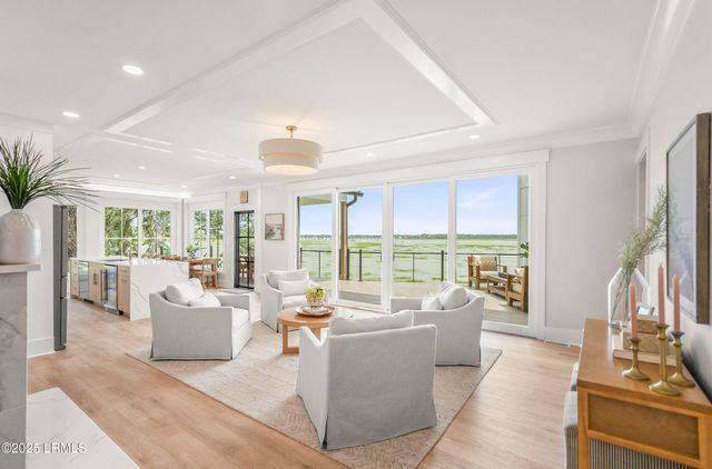 2102 Bay Street, Beaufort, SC 29902