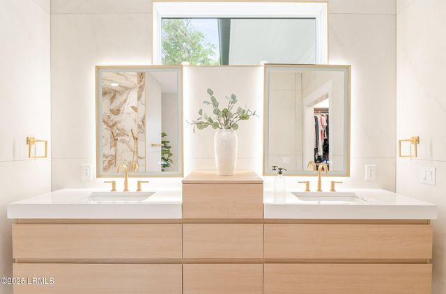 2102 Bay Street, Beaufort, SC 29902