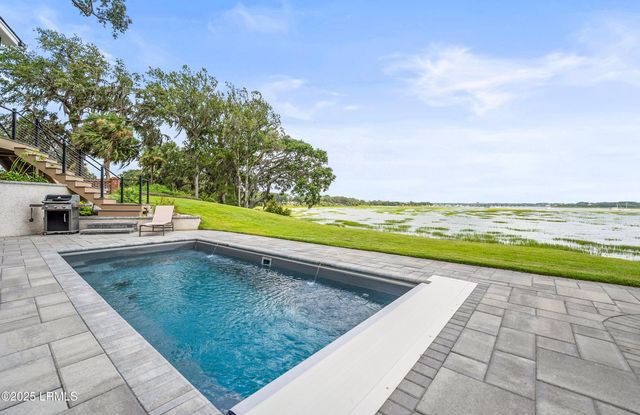 2102 Bay Street, Beaufort, SC 29902