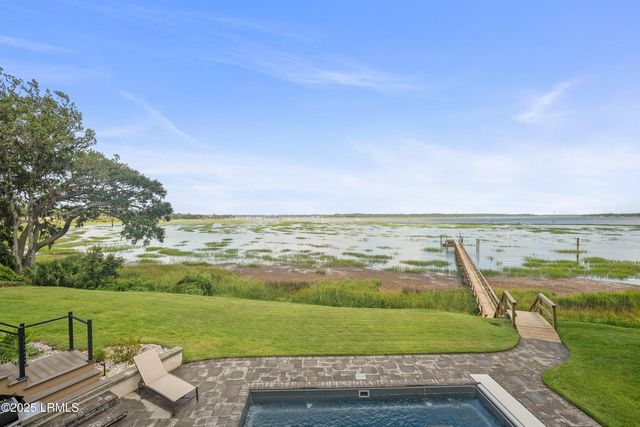 2102 Bay Street, Beaufort, SC 29902