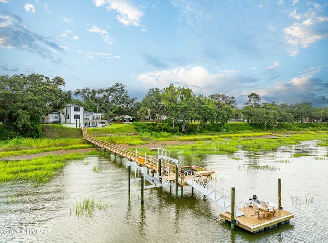 2102 Bay Street, Beaufort, SC 29902