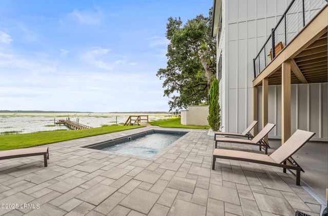 2102 Bay Street, Beaufort, SC 29902