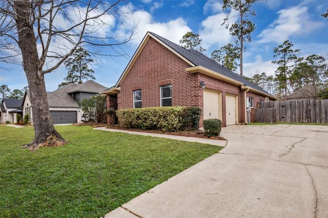 629 Spring Forest Drive, Conroe, TX 77302