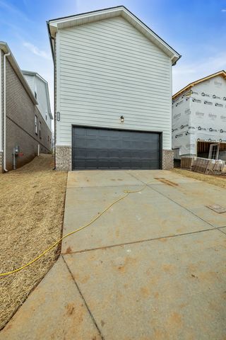 1107 Freeboard Aly, La Vergne, TN 37086