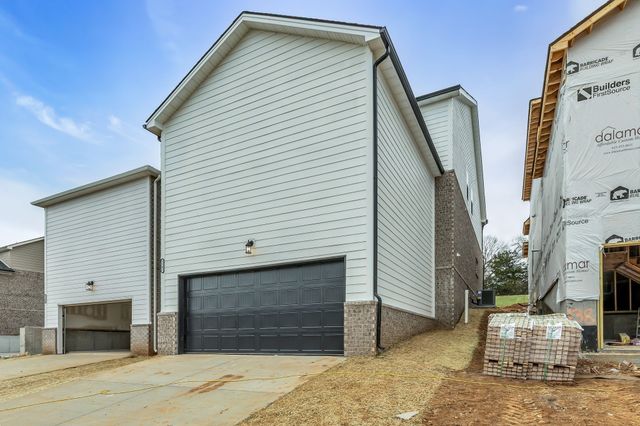 1107 Freeboard Aly, La Vergne, TN 37086