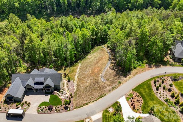 151 Riverbend Forest Drive, Asheville, NC 28805