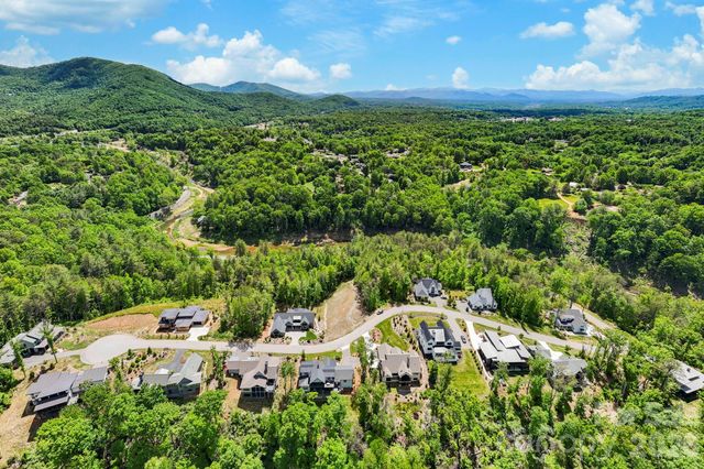 151 Riverbend Forest Drive, Asheville, NC 28805