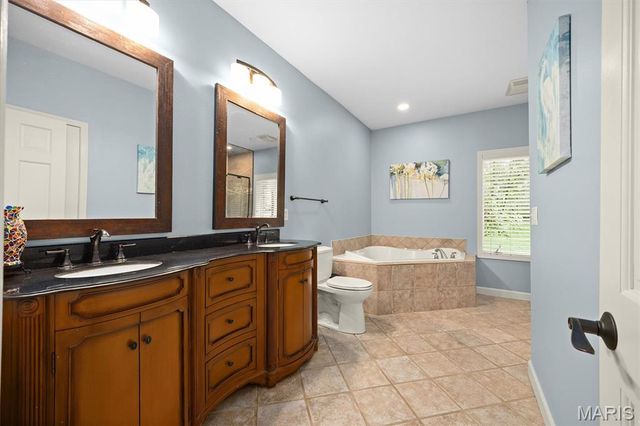 694 Pleasant Ridge Road, Fairview Heights, IL 62208