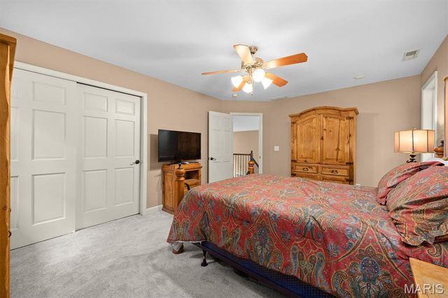 694 Pleasant Ridge Road, Fairview Heights, IL 62208
