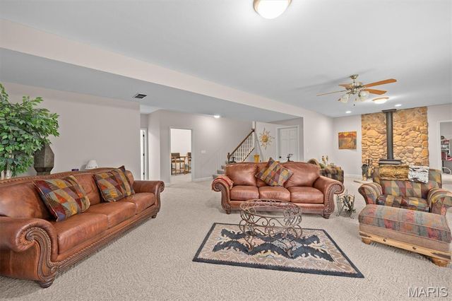 694 Pleasant Ridge Road, Fairview Heights, IL 62208