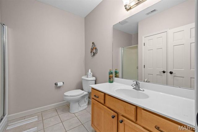 694 Pleasant Ridge Road, Fairview Heights, IL 62208