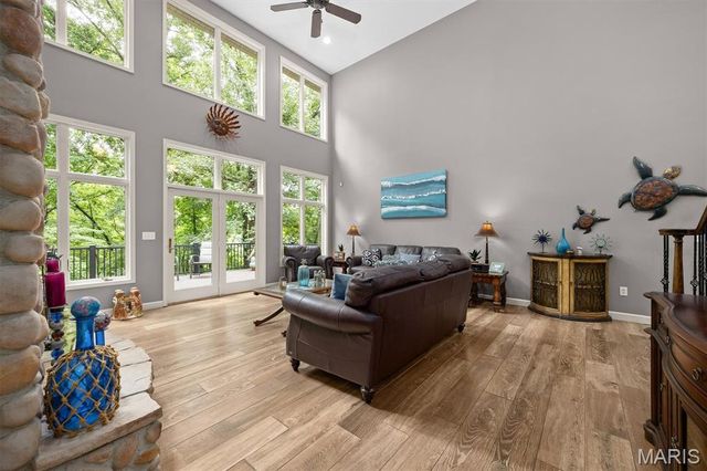 694 Pleasant Ridge Road, Fairview Heights, IL 62208