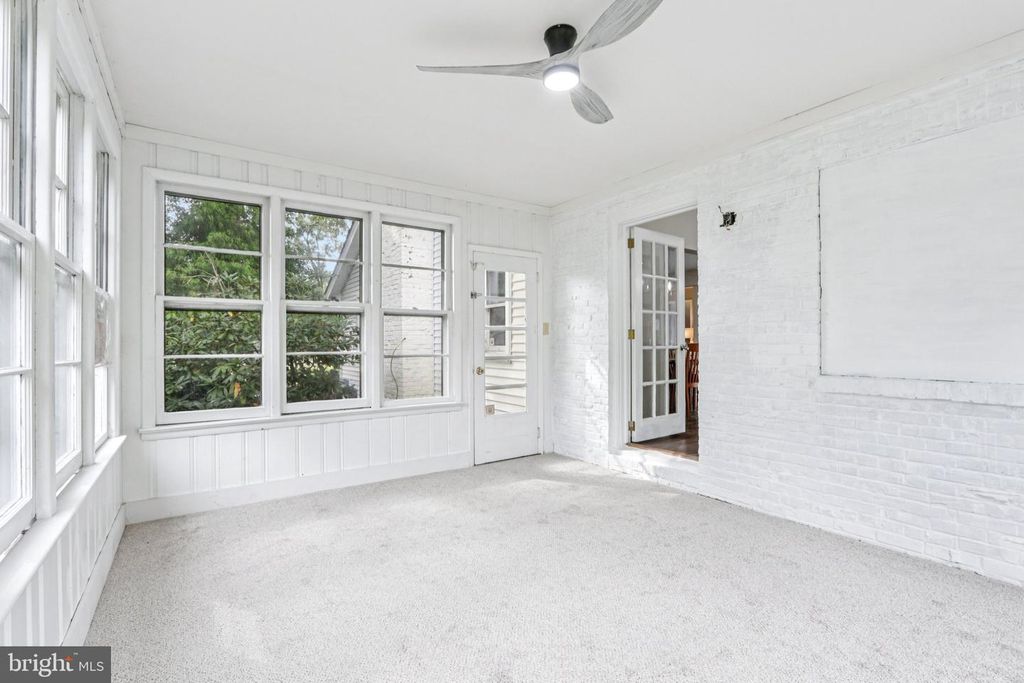 101 CHURCH RD, Medford, NJ 08055