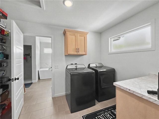 416 SW Nelson Drive, Blue Springs, MO 64014