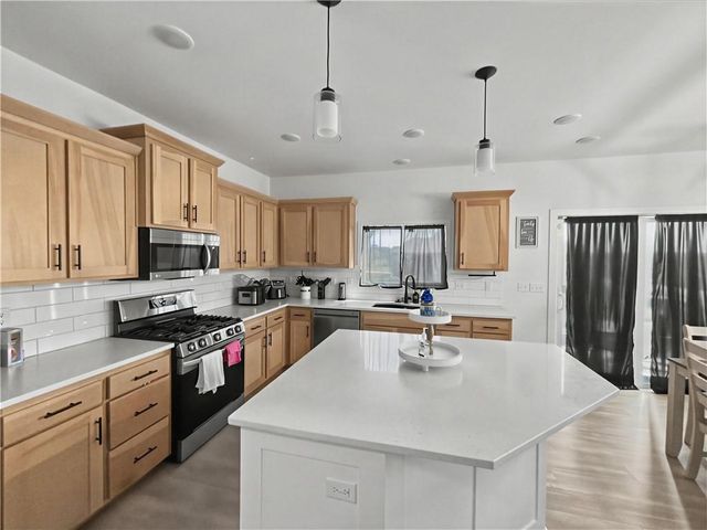 416 SW Nelson Drive, Blue Springs, MO 64014