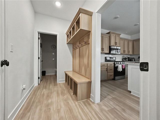 416 SW Nelson Drive, Blue Springs, MO 64014