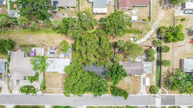 3812 W ROGERS AVENUE, Tampa, FL 33611