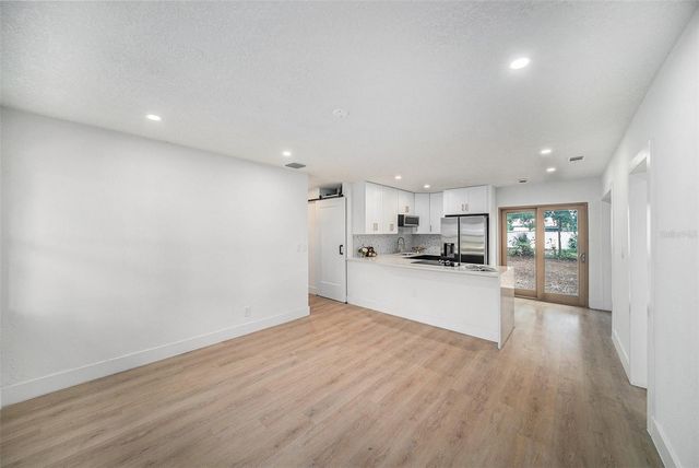 3812 W ROGERS AVENUE, Tampa, FL 33611