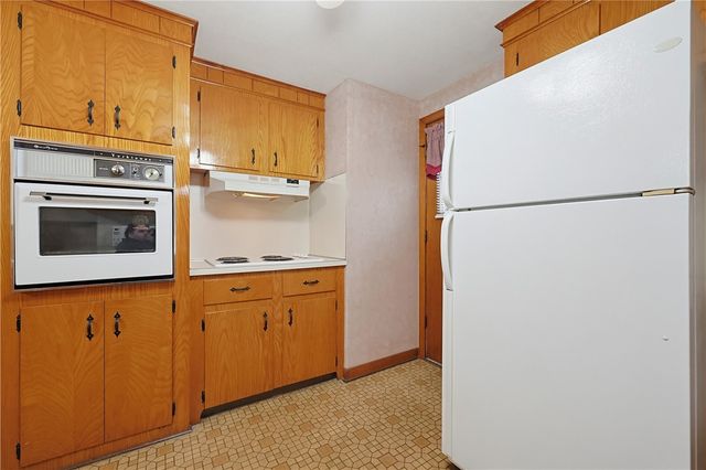 290 Stony Acre Drive, Cranston, RI 02920