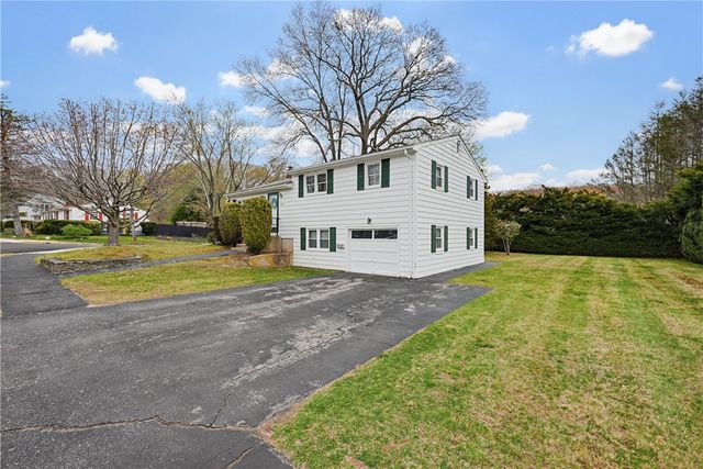 290 Stony Acre Drive, Cranston, RI 02920