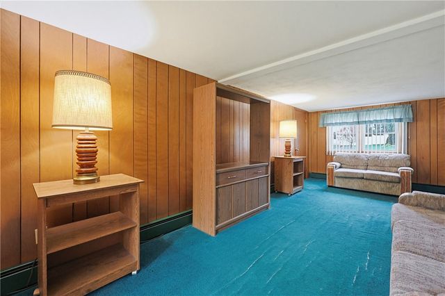 290 Stony Acre Drive, Cranston, RI 02920