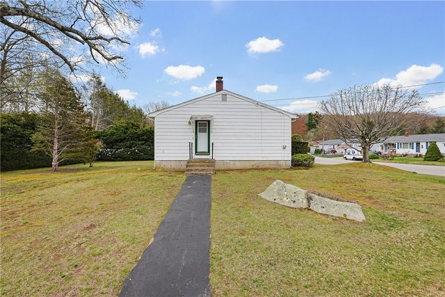 290 Stony Acre Drive, Cranston, RI 02920