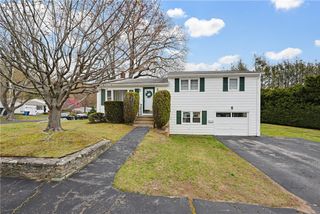 290 Stony Acre Drive, Cranston, RI 02920