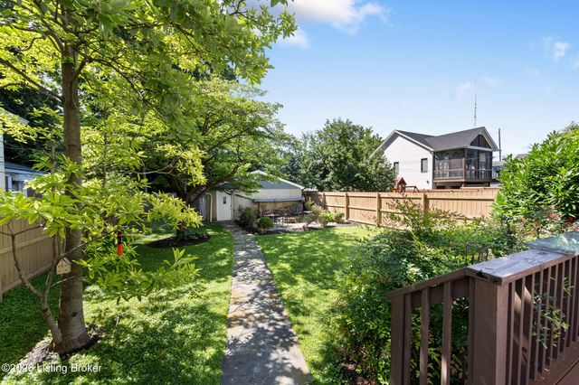 2020 Bonnycastle Ave, Louisville, KY 40205