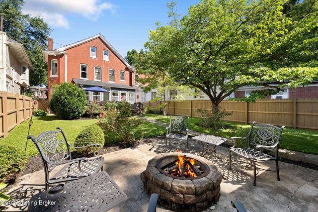 2020 Bonnycastle Ave, Louisville, KY 40205