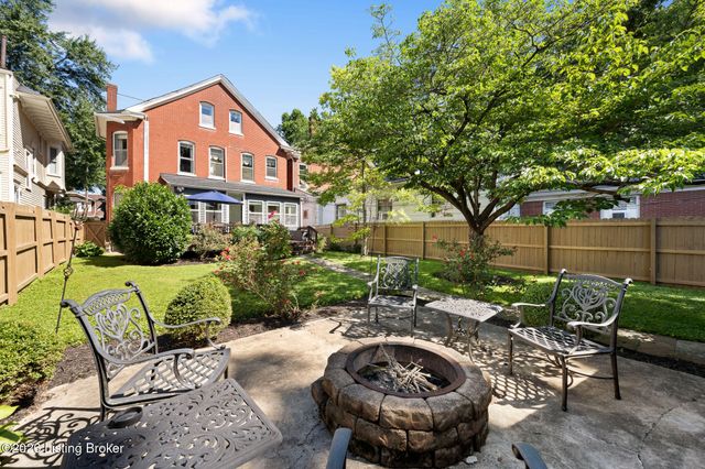 2020 Bonnycastle Ave, Louisville, KY 40205