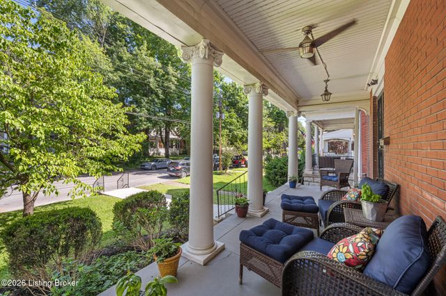 2020 Bonnycastle Ave, Louisville, KY 40205