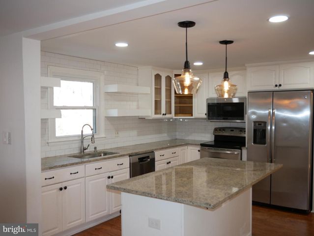 4 CHARTWELL COURT, Owings Mills, MD 21117