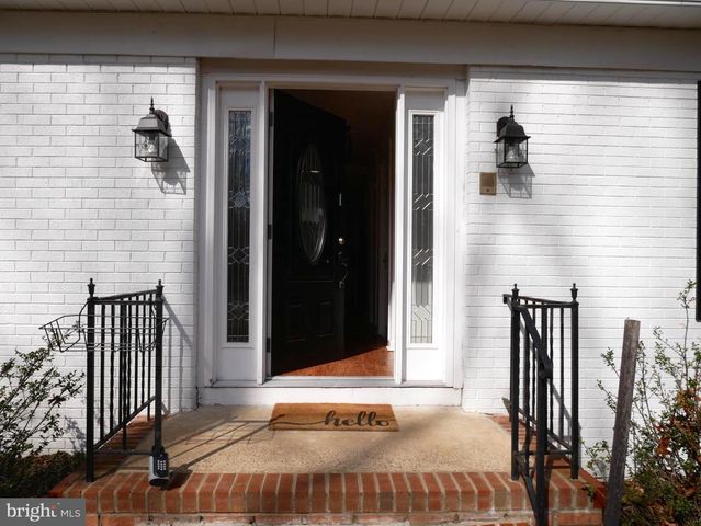 4 CHARTWELL COURT, Owings Mills, MD 21117