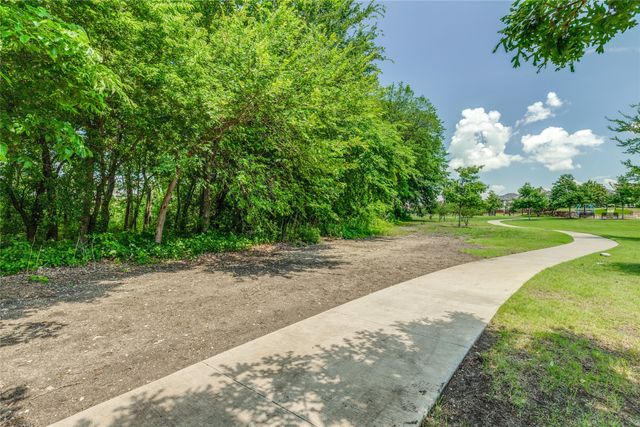 1637 Snowdrop Drive, Celina, TX 75078