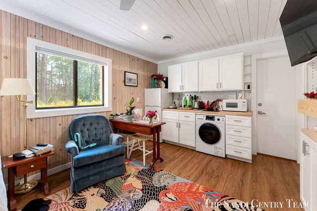 17445 W Spring Lake Road, Spring Lake, MI 49456