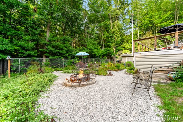 17445 W Spring Lake Road, Spring Lake, MI 49456