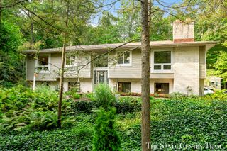 17445 W Spring Lake Road, Spring Lake, MI 49456