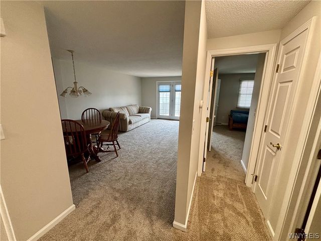 7 Tralee Ter, Amherst, NY 14051