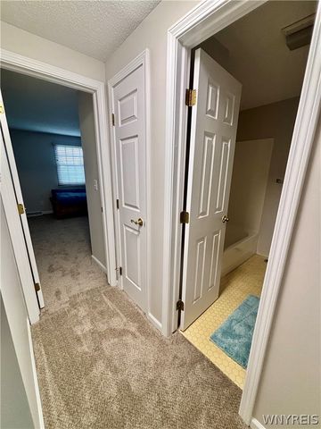 7 Tralee Ter, Amherst, NY 14051