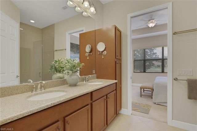 9524 Isla Bella CIR, Bonita Springs, FL 34135