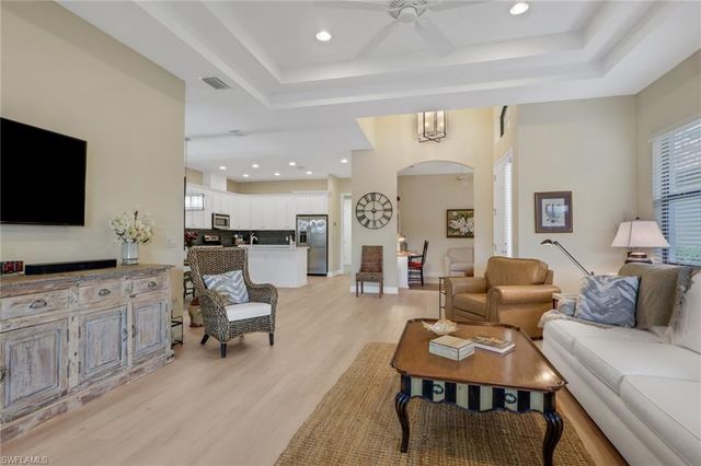 9524 Isla Bella CIR, Bonita Springs, FL 34135