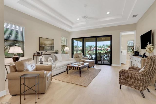 9524 Isla Bella CIR, Bonita Springs, FL 34135