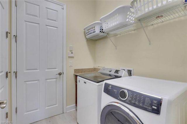 9524 Isla Bella CIR, Bonita Springs, FL 34135