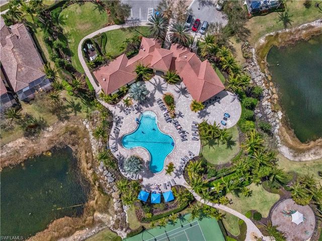 9524 Isla Bella CIR, Bonita Springs, FL 34135