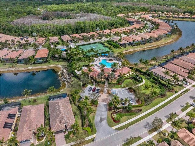 9524 Isla Bella CIR, Bonita Springs, FL 34135