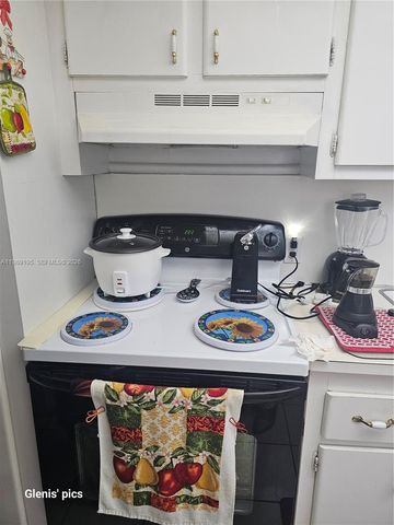 20400 W Country Club Dr 601, Aventura, FL 33180