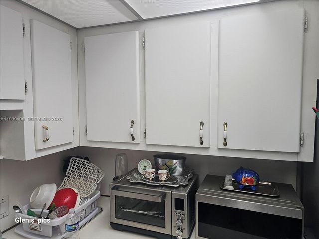 20400 W Country Club Dr 601, Aventura, FL 33180