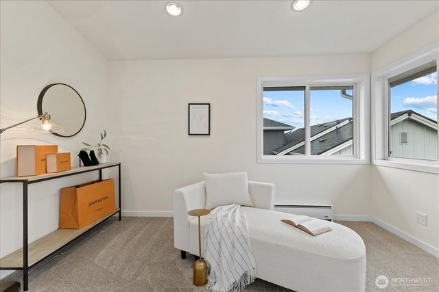 221 8th Avenue W, Kirkland, WA 98033