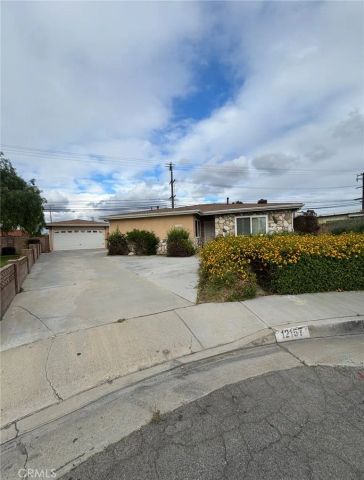 12157 187th, Artesia, CA 90701